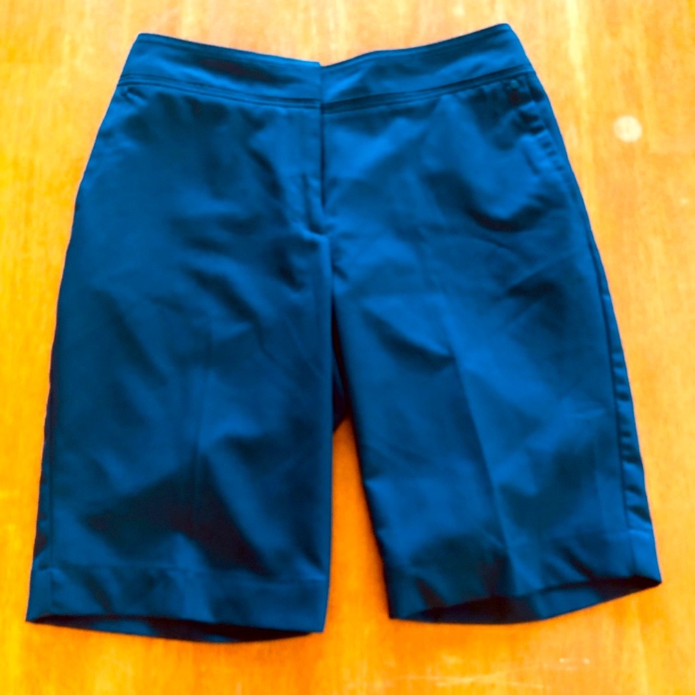 TAIL WHITE LABEL WOMENS SHORTS